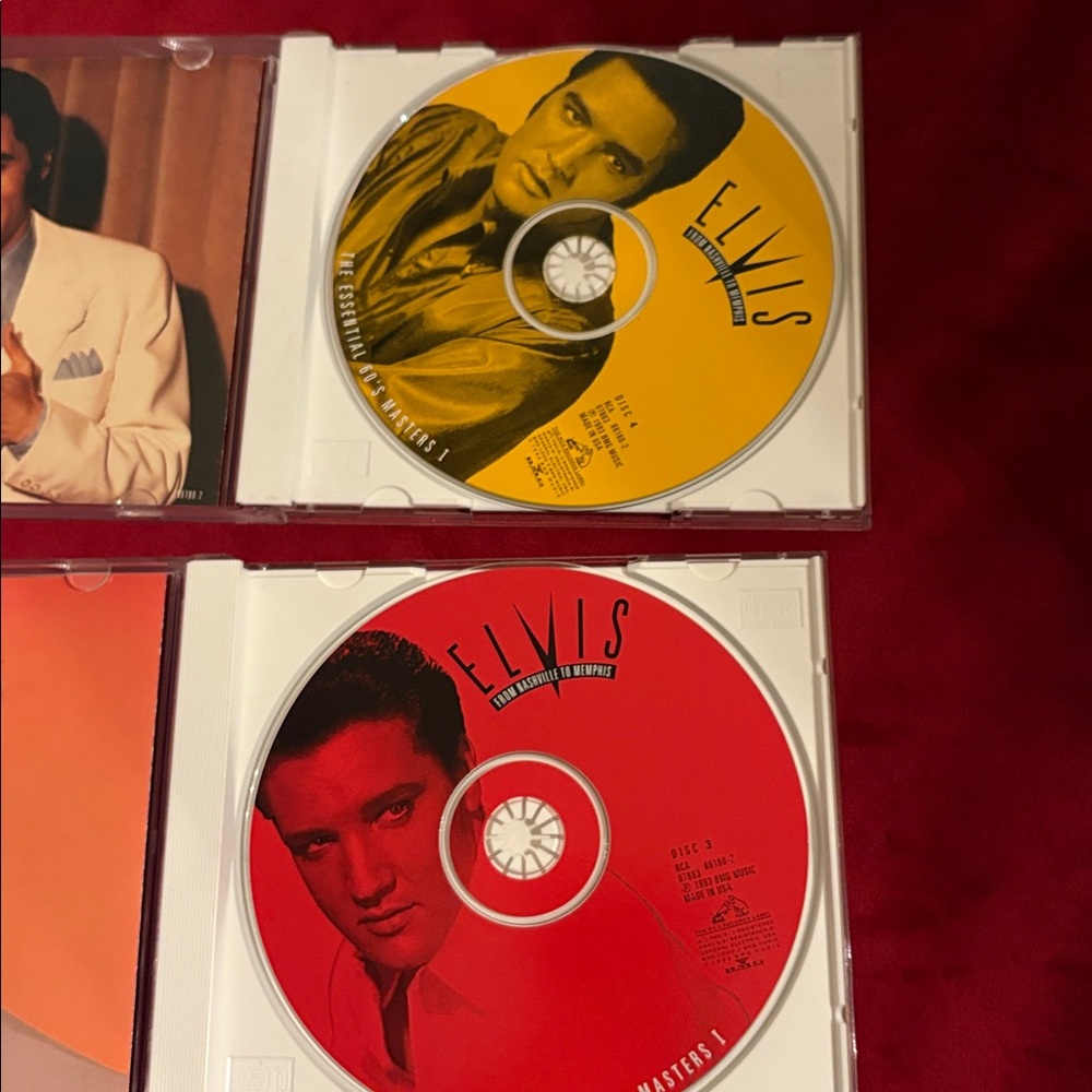 EUC-Like New:Elvis Presley Boxed Set of 5 Music CDs: The Essential 60’s Masters - Picture 12 of 17
